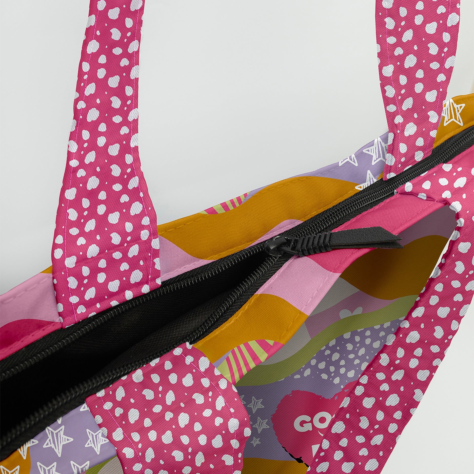 Good Day Tote Hand